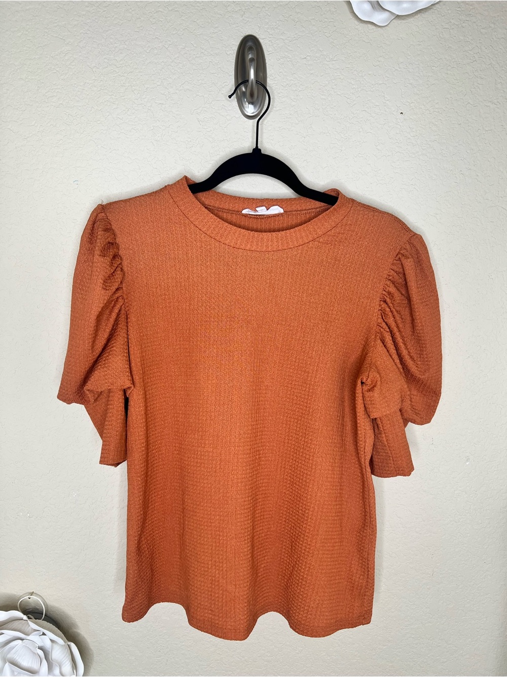 NTM: June & Hudson Juniors Rust Ruched Puff Sleeve Top Size 1